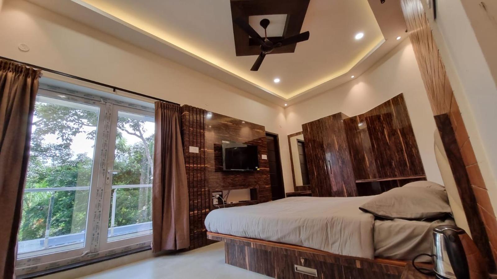 ירקאוד Melody Inn Luxury Home Stay חדר תמונה